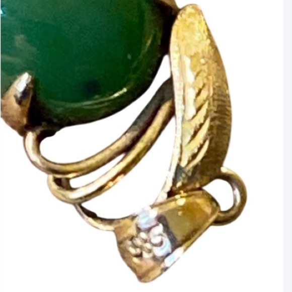 Vintage 14K Solid Gold Jade Pendant - Picture 2 of 5